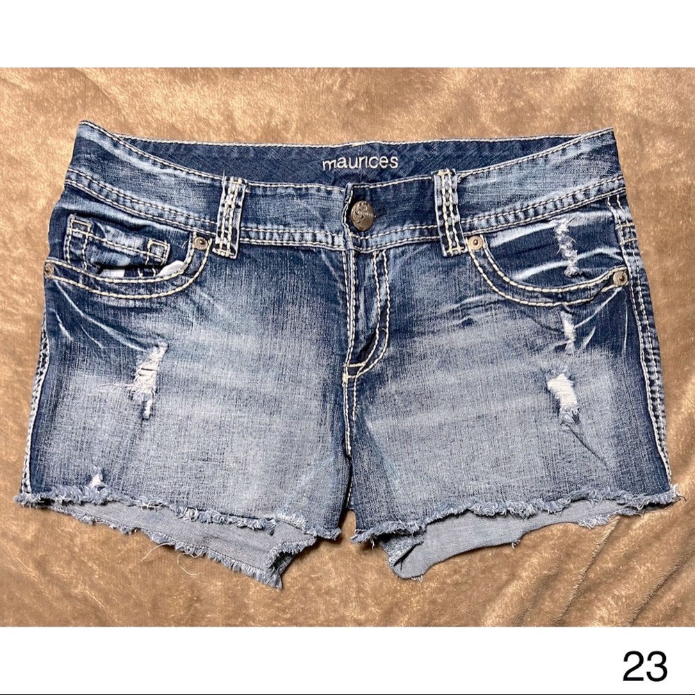 Maurices MAIKO Dark Wash Mid Waist Shorts (11/12)